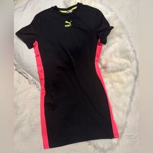 Puma black dress with pink vertical detail Size L